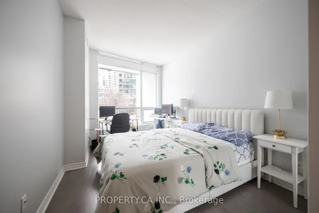 Additional property image - 219 Fort York Blvd Unit 203