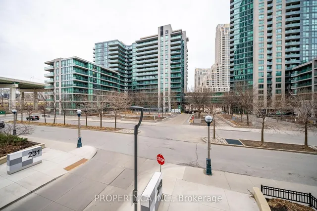 Additional property image - 219 Fort York Blvd Unit 203