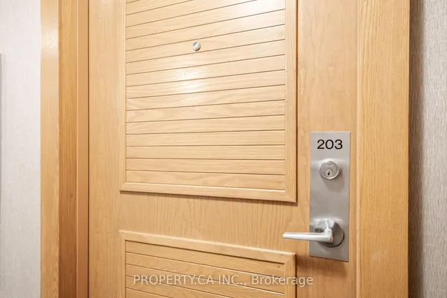 Additional property image - 219 Fort York Blvd Unit 203