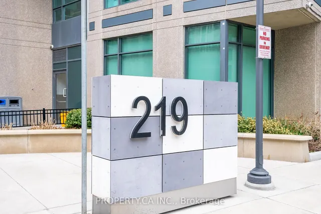 Additional property image - 219 Fort York Blvd Unit 203