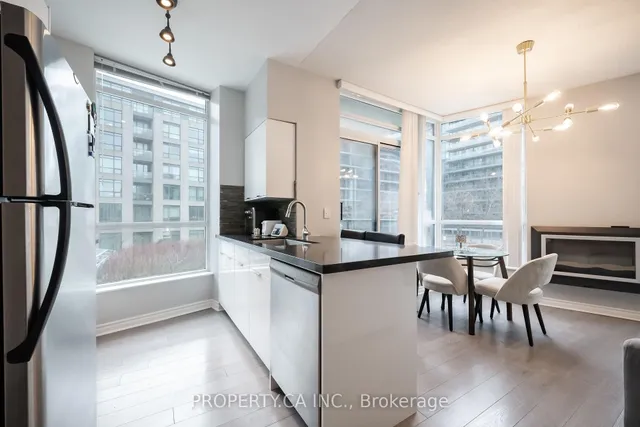 Additional property image - 219 Fort York Blvd Unit 203
