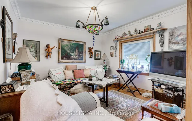 Additional property image - 261 Johnston Ave