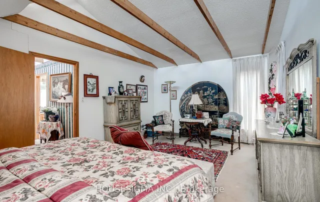 Additional property image - 261 Johnston Ave