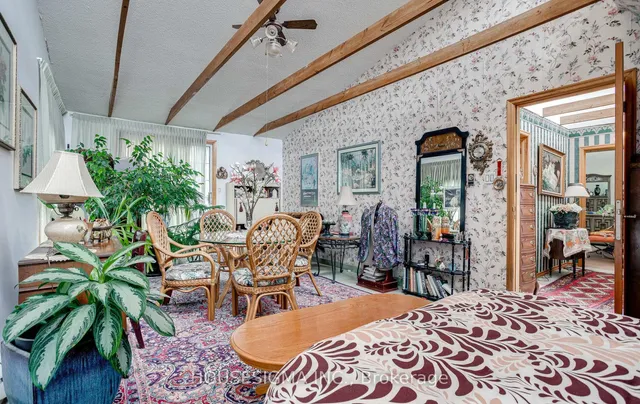 Additional property image - 261 Johnston Ave