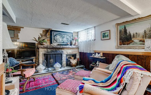 Additional property image - 261 Johnston Ave