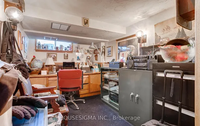 Additional property image - 261 Johnston Ave