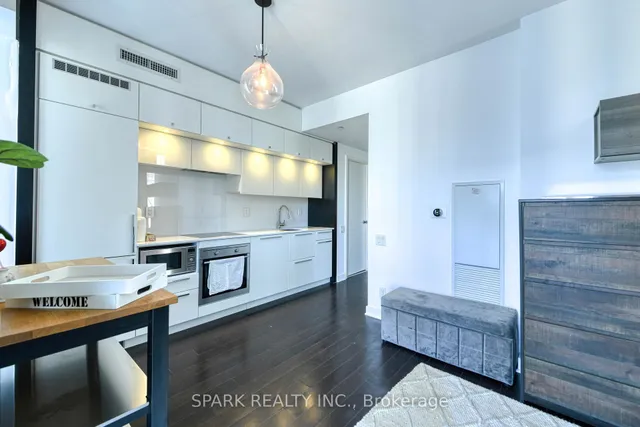 Additional property image - 15 Grenville St Unit 2405