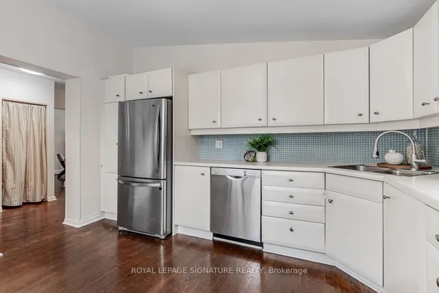 Additional property image - 261 Hollywood Ave