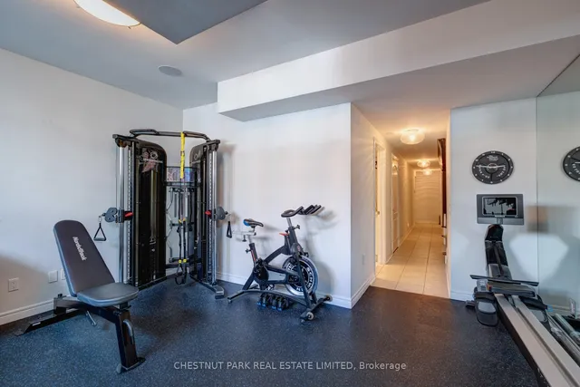 Additional property image - 260 Russell Hill Rd Unit 10