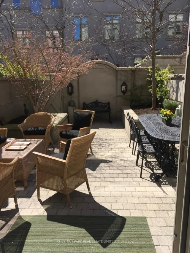 Additional property image - 260 Russell Hill Rd Unit 10