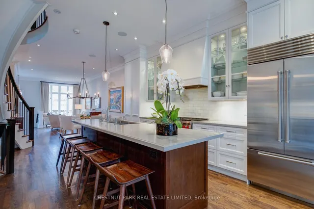 Additional property image - 260 Russell Hill Rd Unit 10