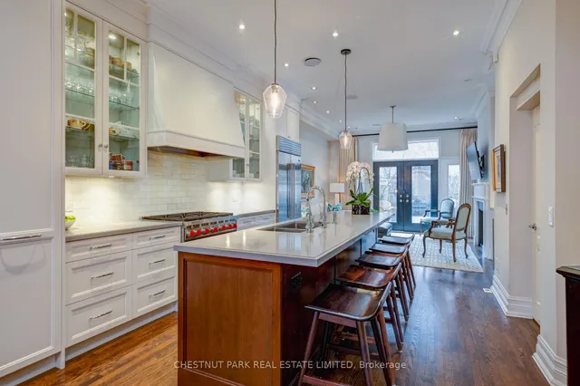 Additional property image - 260 Russell Hill Rd Unit 10