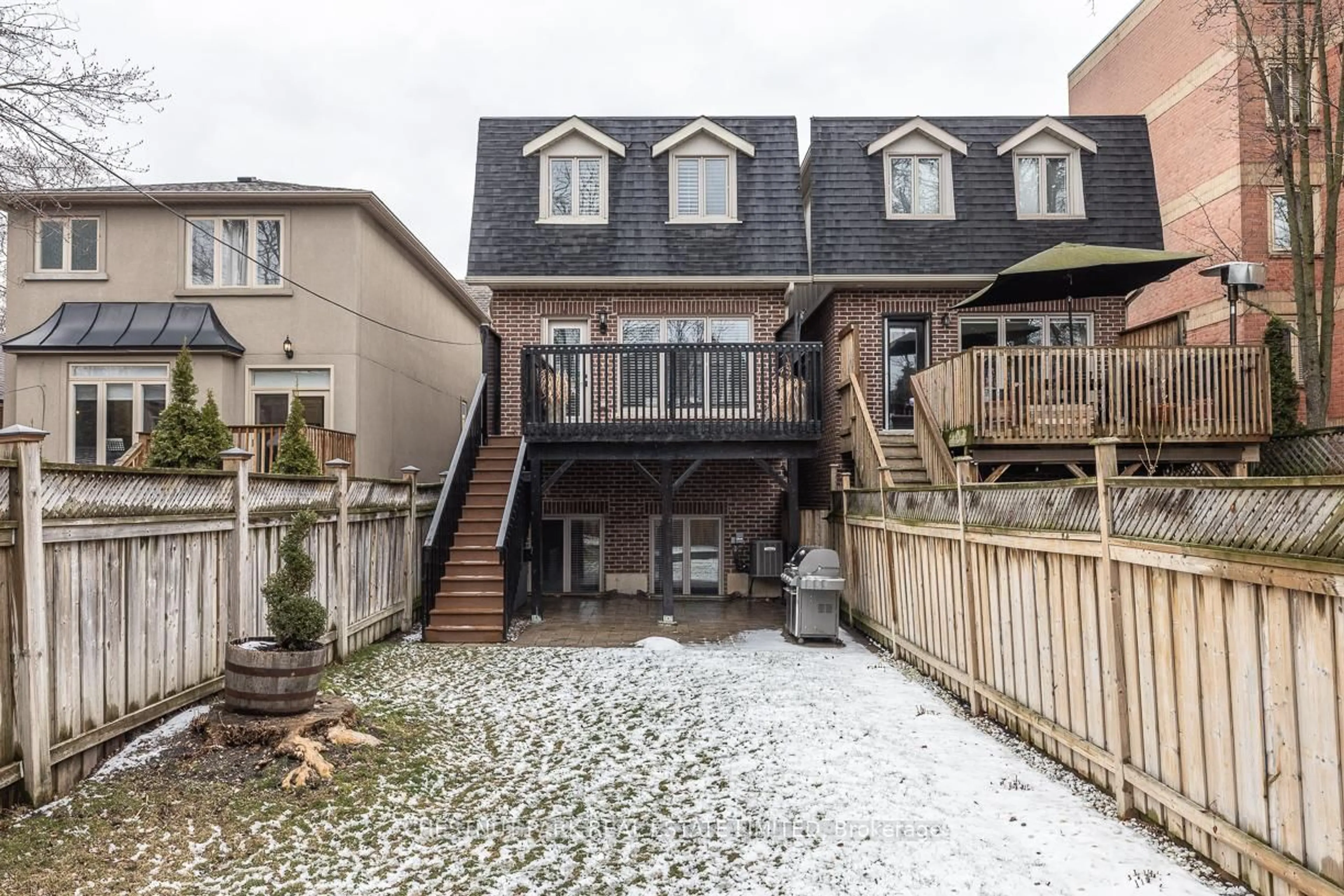Patio, street for 218 Randolph Rd, Toronto Ontario M4N 3L6