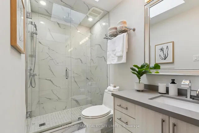 Additional property image - 150 Rose Park Dr