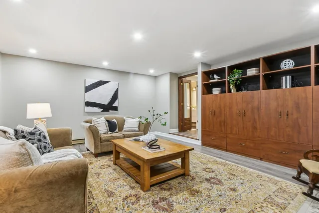 Additional property image - 150 Rose Park Dr