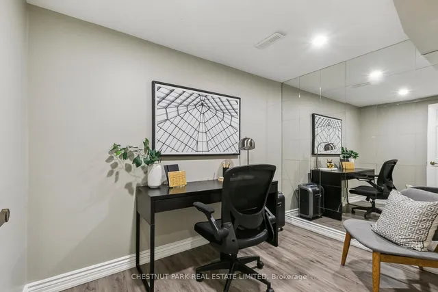 Additional property image - 150 Rose Park Dr