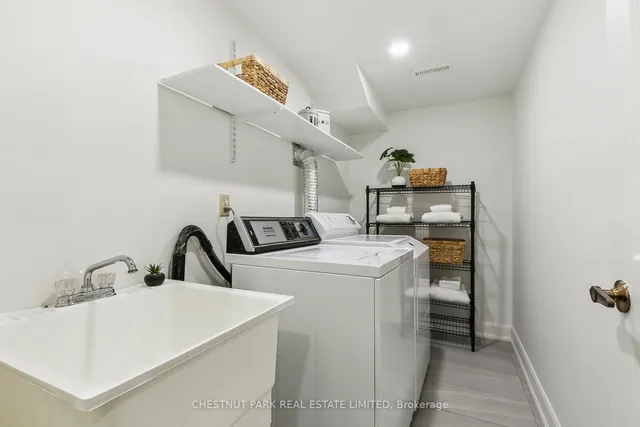 Additional property image - 150 Rose Park Dr