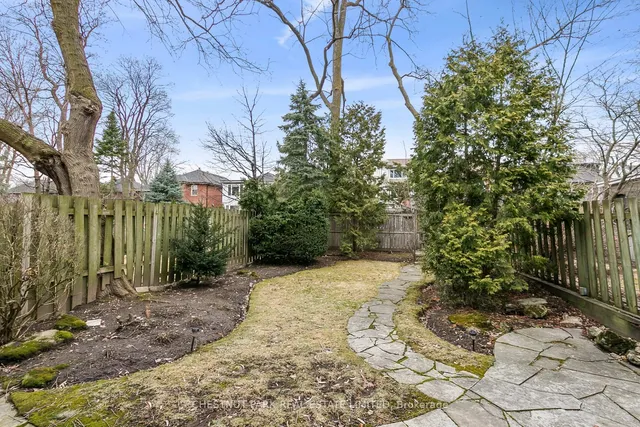 Additional property image - 150 Rose Park Dr
