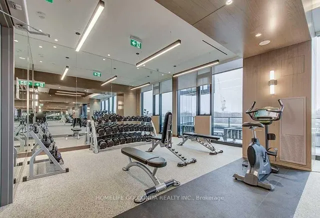 Additional property image - 575 Bloor St Unit 1401