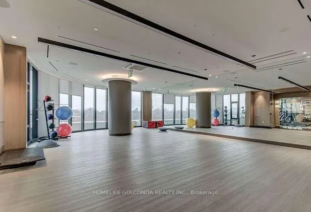 Additional property image - 575 Bloor St Unit 1401