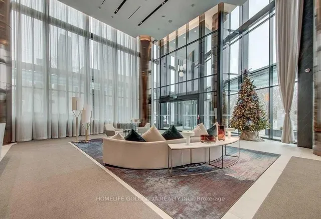 Additional property image - 575 Bloor St Unit 1401