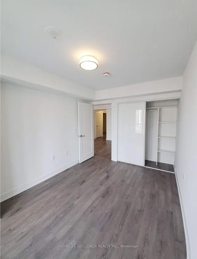 Additional property image - 575 Bloor St Unit 1401