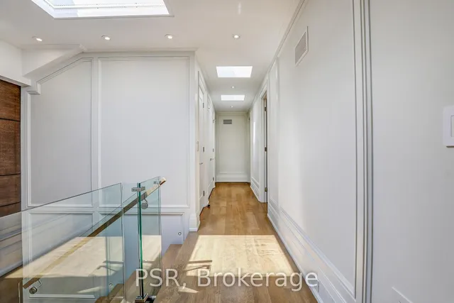 Additional property image - 571 Broadway Ave