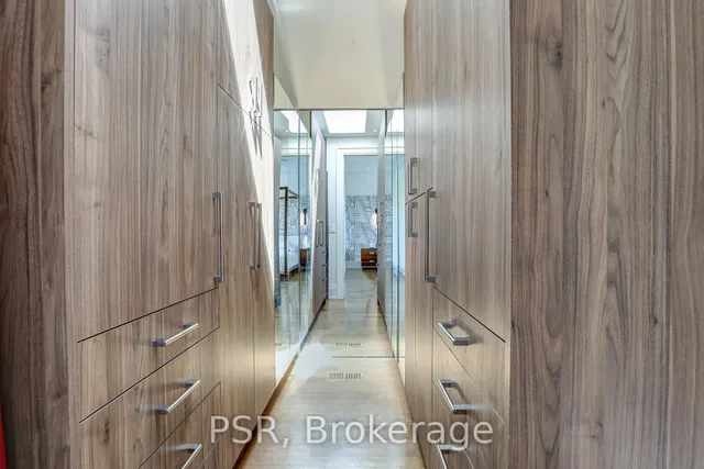 Additional property image - 571 Broadway Ave