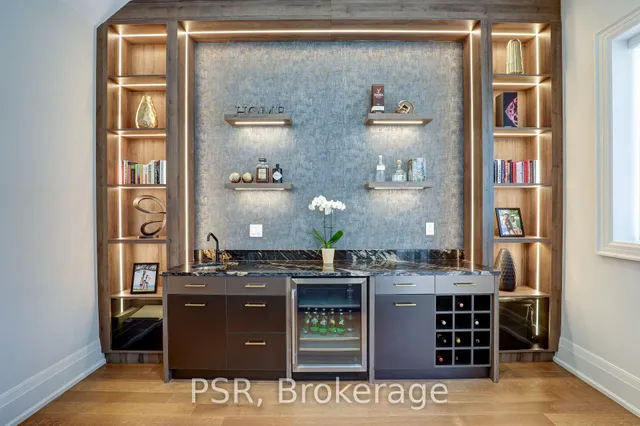 Additional property image - 571 Broadway Ave