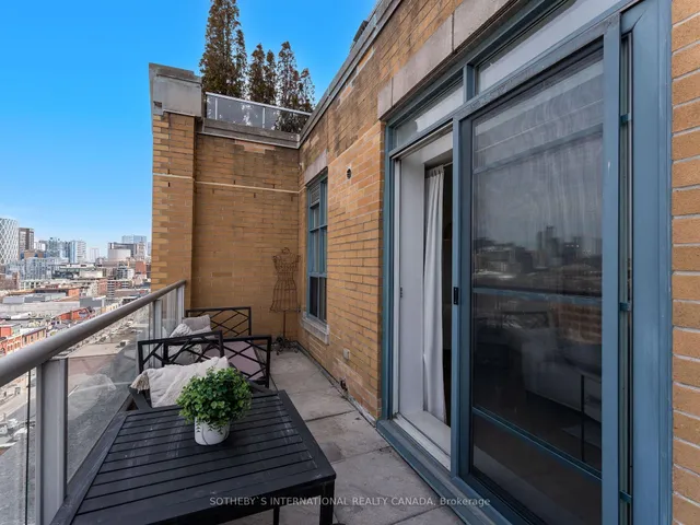 Additional property image - 438 Richmond St Unit 1406