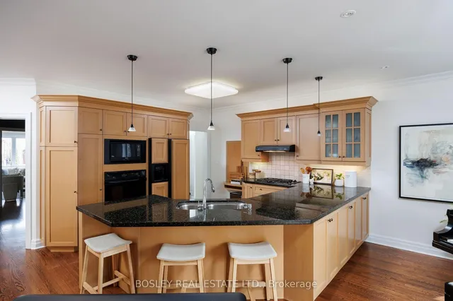 Additional property image - 190 Airdrie Rd