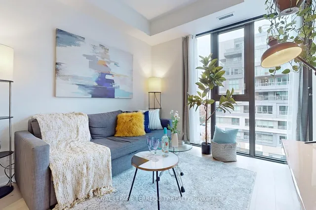Additional property image - 840 St Clair Ave Unit 612