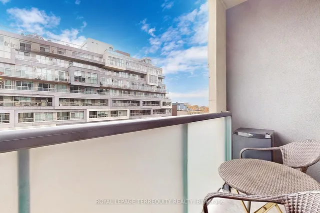 Additional property image - 840 St Clair Ave Unit 612