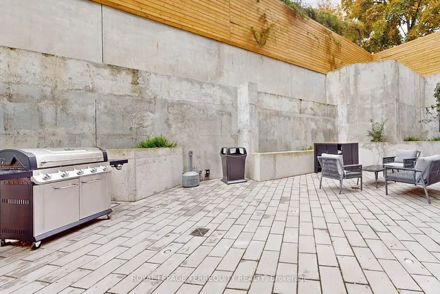 Additional property image - 840 St Clair Ave Unit 612