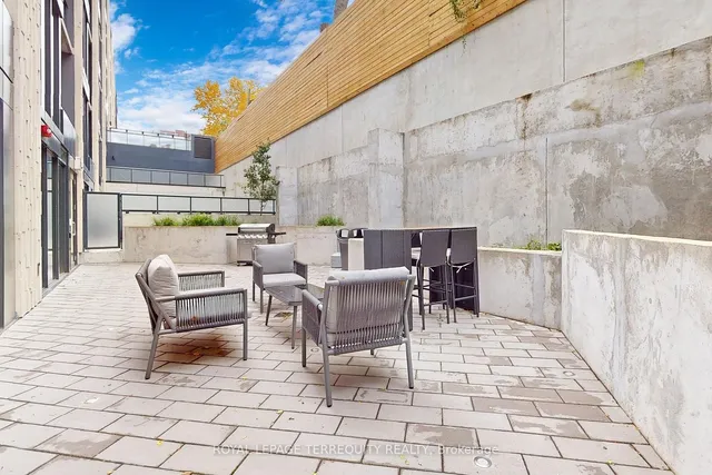 Additional property image - 840 St Clair Ave Unit 612