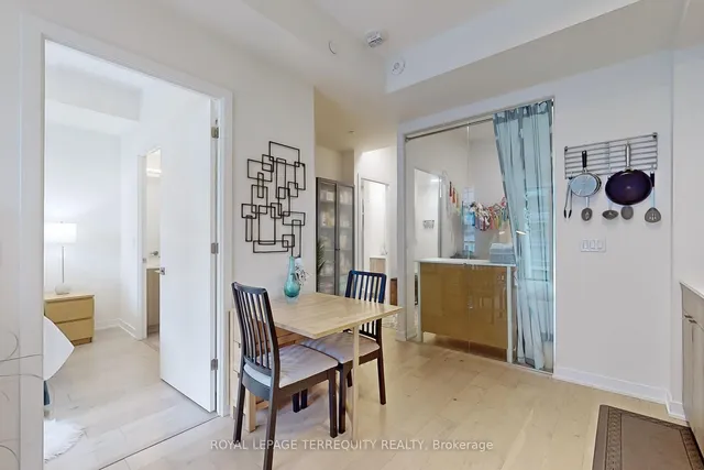 Additional property image - 840 St Clair Ave Unit 612
