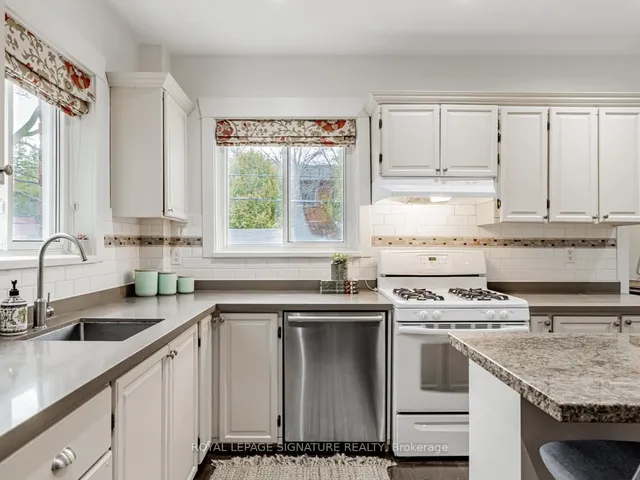 Additional property image - 22 Barrie Ave