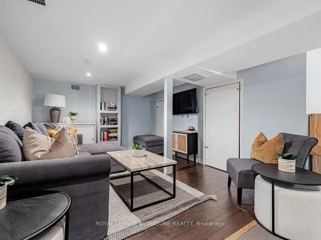 Additional property image - 22 Barrie Ave