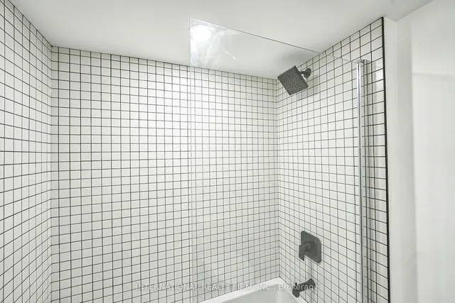 Additional property image - 1 Ruttan St Unit TH 107