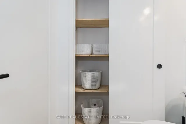 Additional property image - 575 Avenue Rd Unit 803