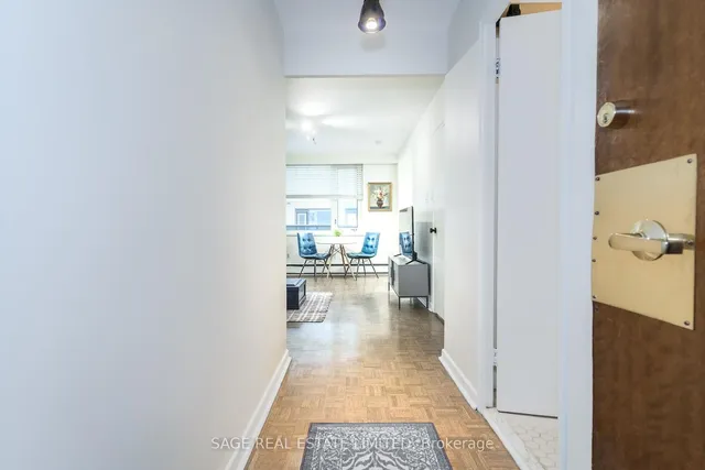 Additional property image - 575 Avenue Rd Unit 803