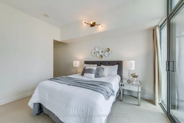 Additional property image - 33 Charles St Unit 2009