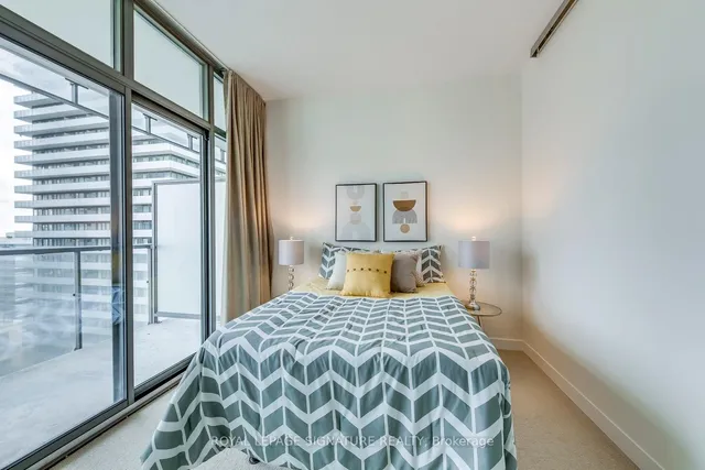 Additional property image - 33 Charles St Unit 2009