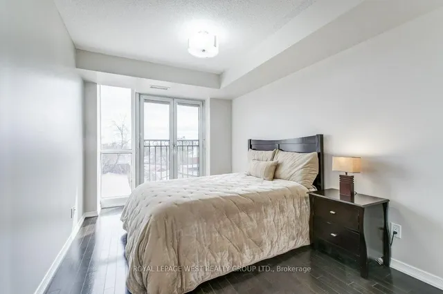 Additional property image - 308 Palmerston Ave Unit 403