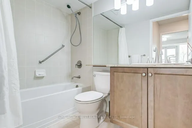 Additional property image - 308 Palmerston Ave Unit 403