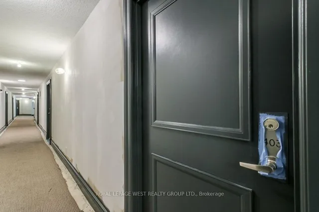Additional property image - 308 Palmerston Ave Unit 403
