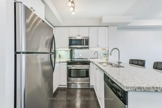 Additional property image - 308 Palmerston Ave Unit 403