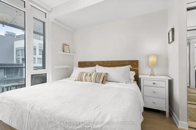 Additional property image - 27 Bathurst St Unit 1712