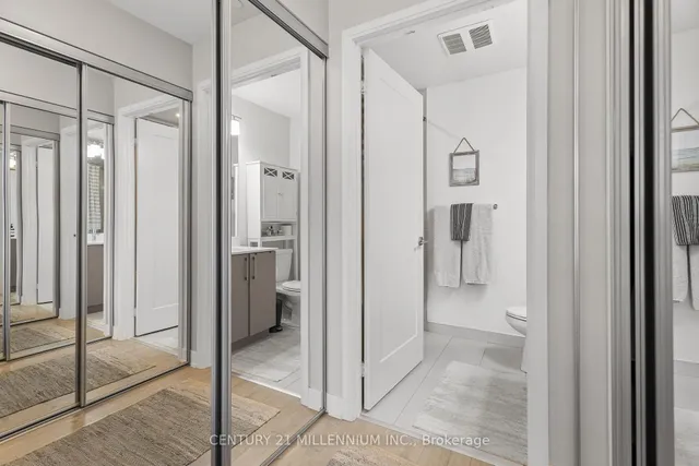 Additional property image - 27 Bathurst St Unit 1712