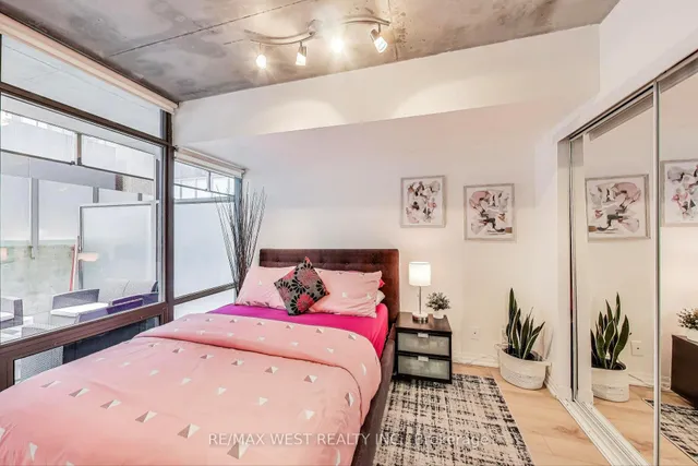 Additional property image - 22 Wellesley St Unit 204
